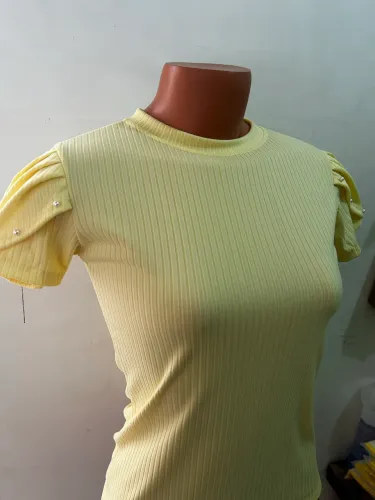 Blusas na promoção