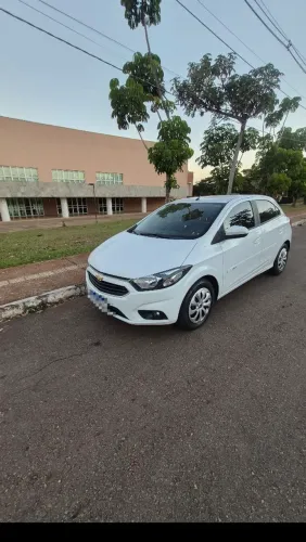 Chevrolet Onix Hatch LT 1.4 8V Flex Aut. 4P 2018