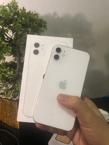 iPhone 11 64gb + caixa