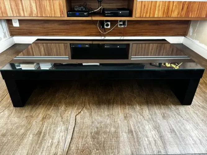 Mesa de Centro Tok&Stok Laqueada Preta + Tampo de Vidro 