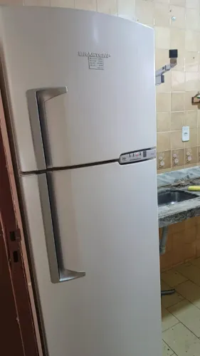 Geladeira Brastemp Frost Free Clean 352L - Ótimo Estado
