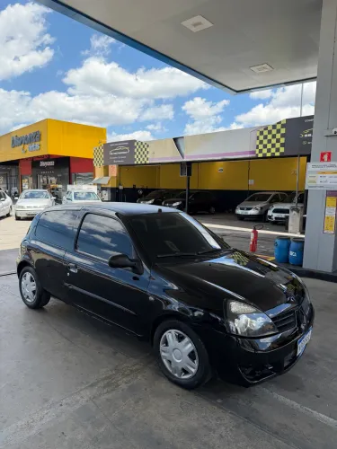 Renault Clio Hi-flex 1.0 16V 3P 2012