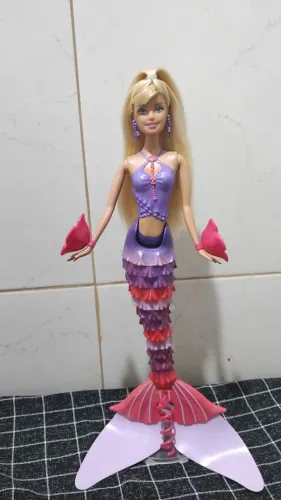 Barbie merliah vida de sereia dance