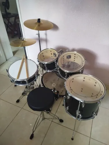 Bateria Michael Trinity Drums...Novíssima! Oportunidade!!