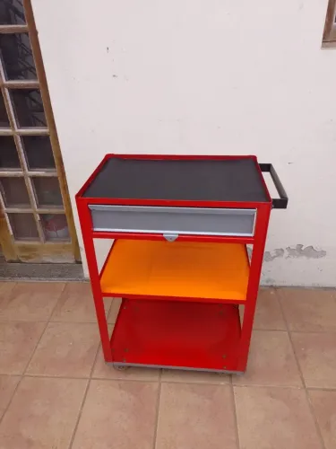 Carrinho para ferramentas