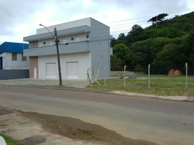 SALA COMERCIAL PARA LOCAÇÃO- ALMIRANTE TAMANDARÉ