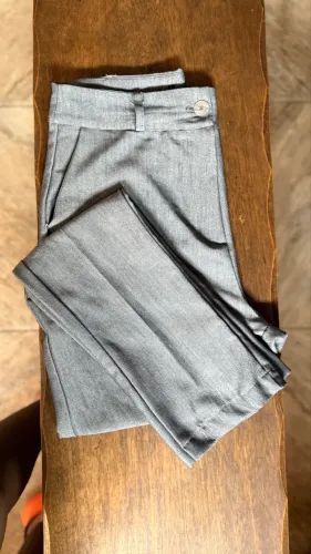 CALÇA FEMININA ALFAIATARIA CINZA