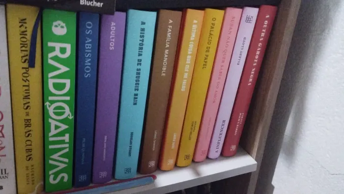 Livros Intrínseca