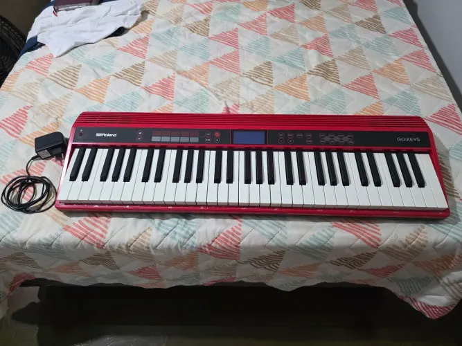 Teclado Roland GO:KEYS GO-61K 61 Teclas Bluetooth + Fonte Original