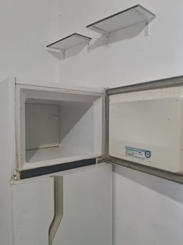 Geladeira com defeito