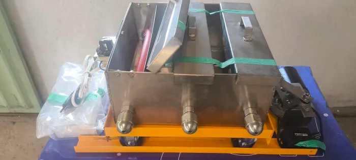 Submarino 3 bicos inox frente e trás 220V com Vai e Vem Novo nunca foi usado