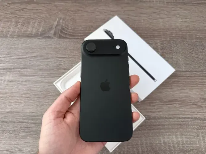 iPhone Air 256GB Preto Novo com Garantia Apple