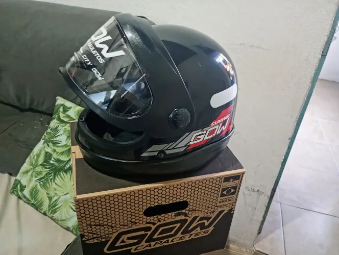 Capacete novo n.60