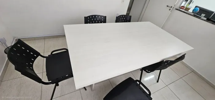 Mesa de reunião
