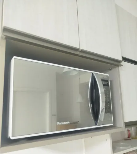 Micro-ondas Panasonic Espelhado - Lindo e Moderno (Para retirar)