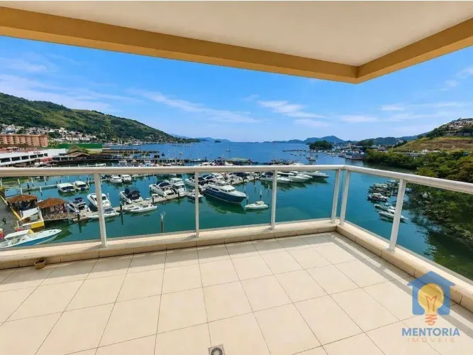 Cobertura com 2 dormitórios à venda, 80 m² por R$ 850.000,00 - Praia da Chácara - Angra do