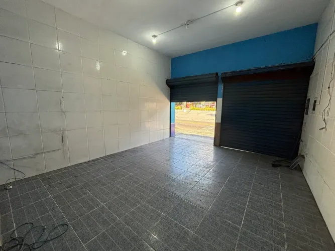 ALUGA-SE LOJA DUPLEX NA AV. DEDO DE DEUS FRENTE AO REDE ECONOMIA