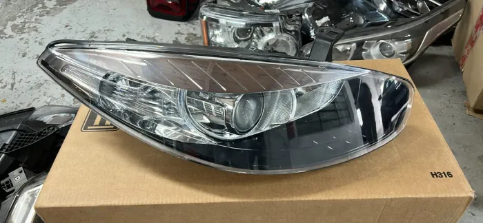 Faról Fluence Xênon Original Usado 