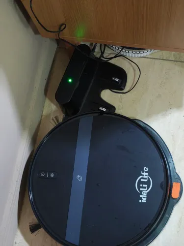 Robô aspira e passa pano Ideali
