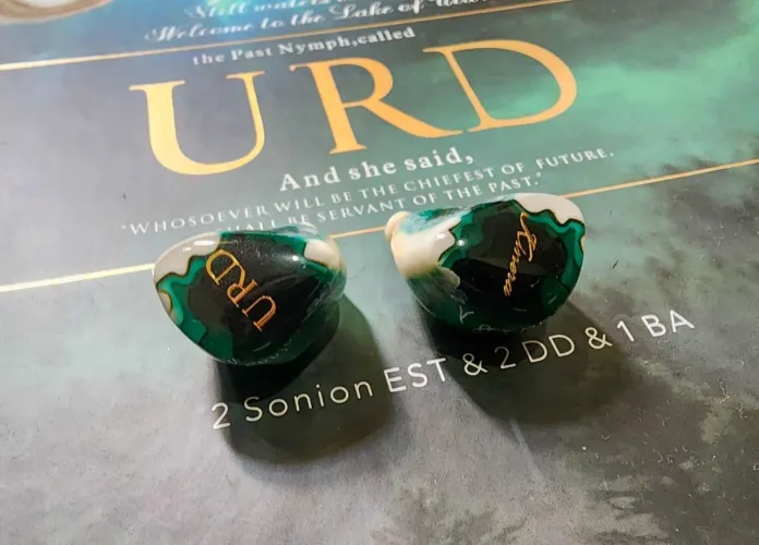 KINERA URD (Fone de ouvido)