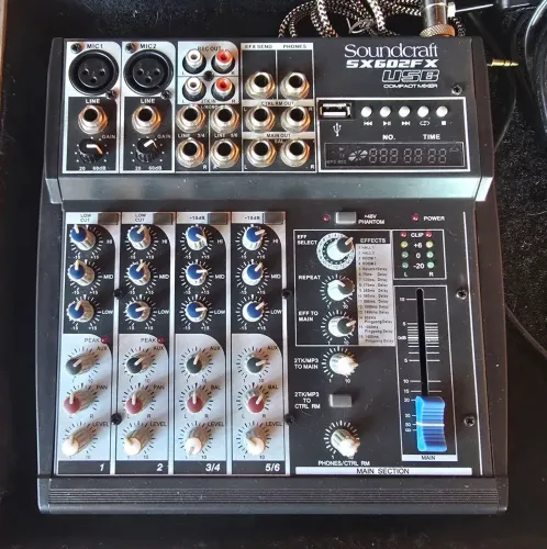 Mesa Soundcraft SX1202 FX USB + HARD CASE e fonte original