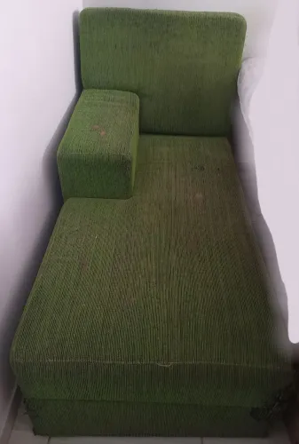 Sofá 2 lugares com chave usado