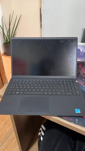 Dell Inspiron 15-3511 