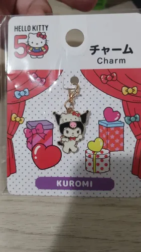 Kuromi Pingente de Metal Aniversário 50 anos Hello Kitty | Sanrio Daiso
