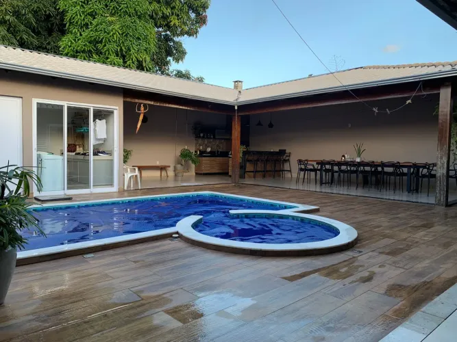 Linda casa 3/4 b. São João 360m2 só R$ 895 mil
