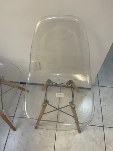 Cadeira enfild