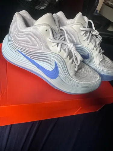 Tênis Nike Precision 8 MID 