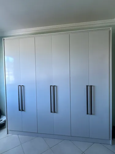 Guarda-Roupa Europa Apollo 6 Portas