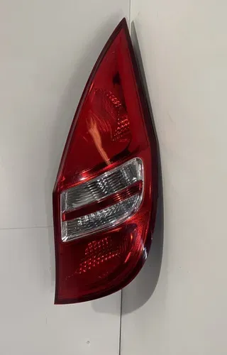 Lanterna Traseira Direita Hyundai I30 Original Direito/passageiro Vermelho
