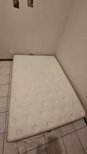 COLCHÃO SEMI-NOVO