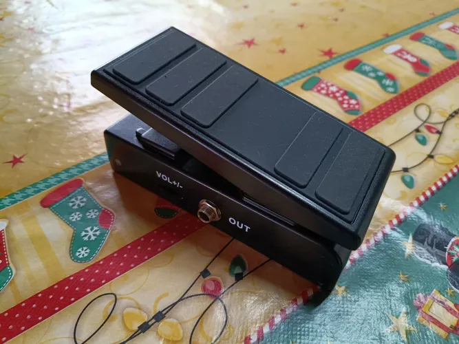 Pedal Wah/Volume Caline CP 520