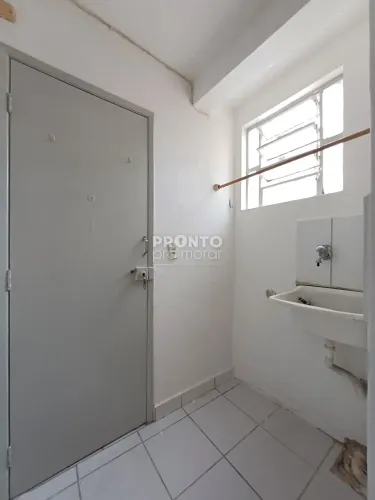Apartamento com 2 quartos em Espinheiro