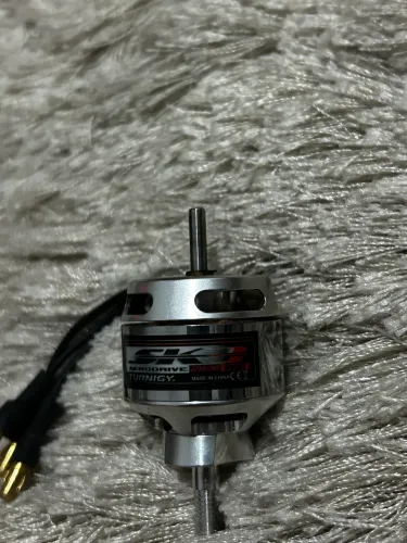 Motor brushless Turnigy Aerodrive SK3 -2826-980kv