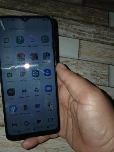 Vende se um celular 