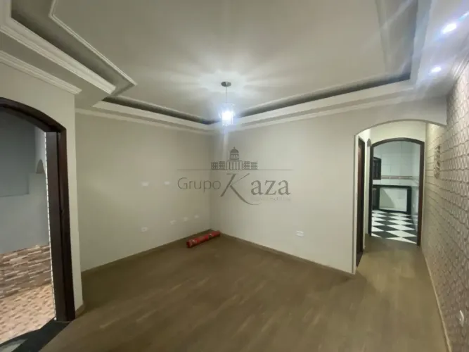Oportunidade - Casa Sobrado - Jardim Santa Luzia - 3 Dormitórios - 262m² - Estuda permuta