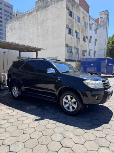 Toyota Hilux SW4 SRV D4-d 4X4 3.0 TDI Dies. AUT 2011