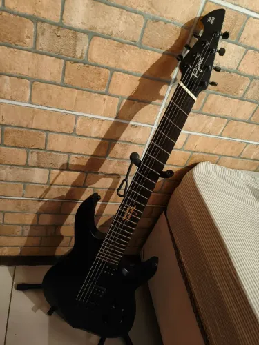 Guitarra Tagima True Range 7
