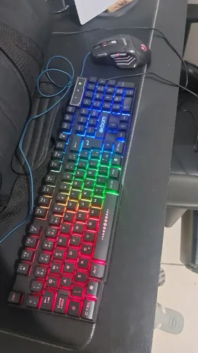 Vendo teclado e mouse gamer pra vir buscar