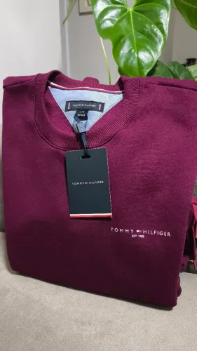 CONJUNTO MOLETOM TOMMY EDIÇÃO LIMITADA COR BORDÔ MALBEC TAMANHO G