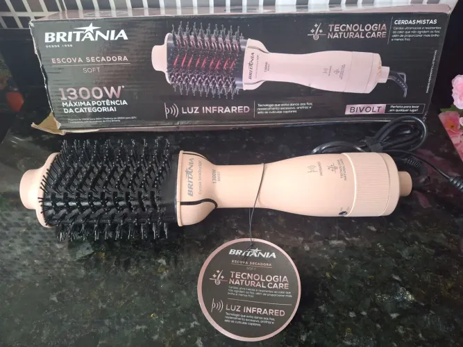 Escova secadora Bivolt 1300W Britânia 