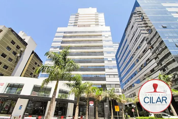 Imobiliária Cilar Aluga Studio no Centro Cívico com 46,68m², Ref. 05707.004-CILAR