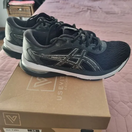 TÊNIS ASICS N°34