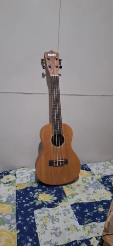 Ukulele Shelby Su23m