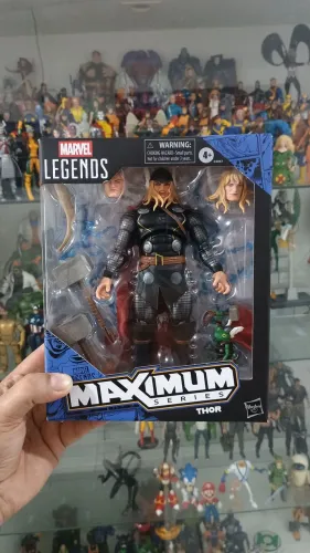 Thor Maximum Marvel Legends Hasbro Action Figure