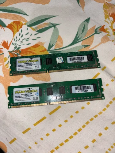 MEMORIA RAM DDR3 12GB - 1 Pente de 8gb e 1 pente de 4gb