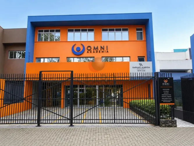 Prédio Comercial à Venda no Alto da XV 800 m² | Versatilidade e Potencial de Renda